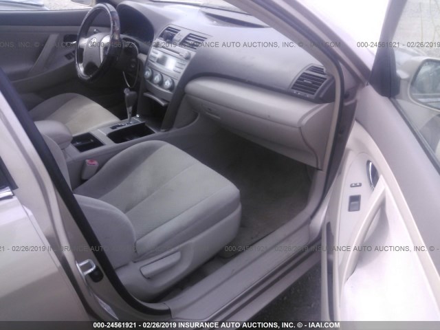 4T1BE46K69U808249 - 2009 TOYOTA CAMRY SE/LE/XLE 金色 照片 5