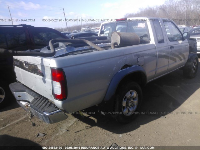 1N6DD26Y3WC362116 - 1998 NISSAN FRONTIER KING CAB XE/KING CAB SE SILVER photo 4