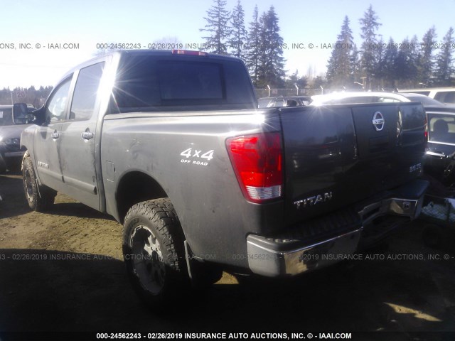 1N6AA07BX5N537264 - 2005 NISSAN TITAN XE/SE/LE GRAY photo 3