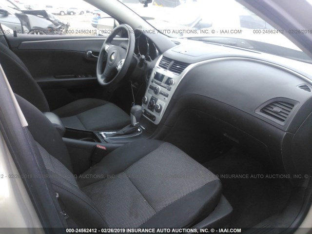 1G1ZC5E08CF344612 - 2012 CHEVROLET MALIBU 1LT თაფლისფერი ფოტო 5