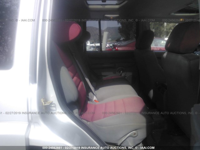 1J8HH48K17C646030 - 2007 JEEP COMMANDER SILVER photo 8