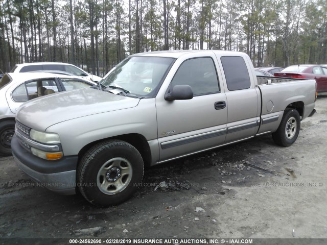 2GCEC19WX21132670 - 2002 CHEVROLET SILVERADO C1500 GOLD photo 2