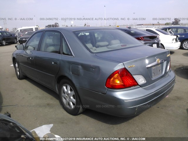 4T1BF28B8YU089664 - 2000 TOYOTA AVALON XL/XLS BLUE photo 3