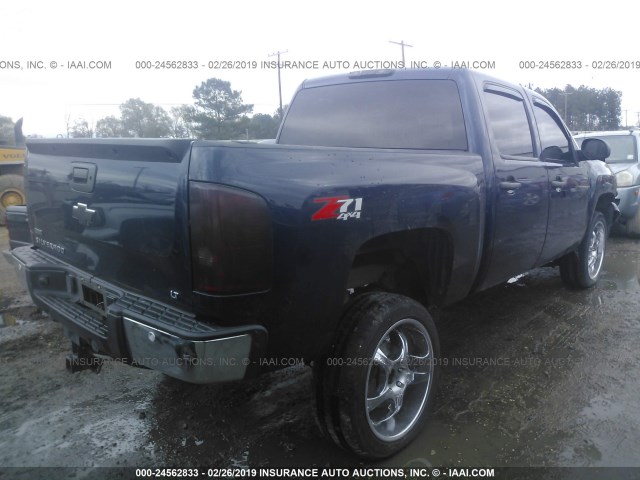 3GCPKSE3XBG236581 - 2011 CHEVROLET SILVERADO K1500 LT BLUE photo 4