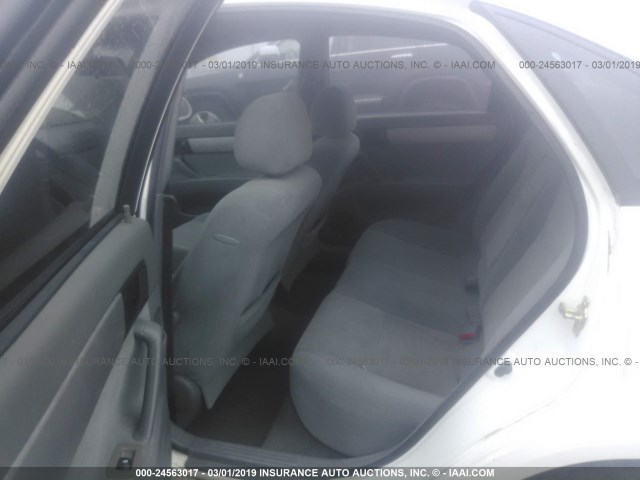 KL5JD56Z06K315993 - 2006 SUZUKI FORENZA WHITE photo 8