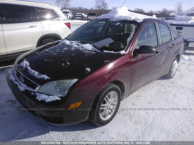 1FAFP34N37W182819 - 2007 FORD FOCUS ZX4/S/SE/SES MAROON photo 2