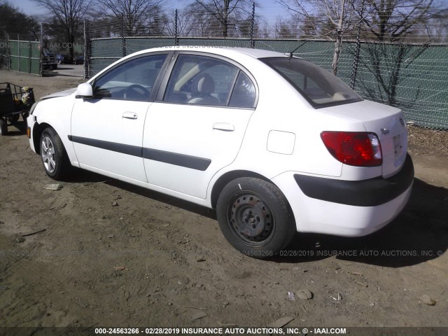 KNADE123576199809 - 2007 KIA RIO LX/SX WHITE photo 3