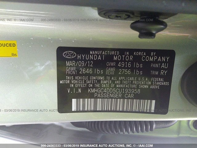 KMHGC4DD5CU193958 - 2012 HYUNDAI GENESIS 3.8L SILVER photo 9