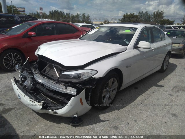 WBAXH5C56DD113927 - 2013 BMW 528 XI WHITE photo 2