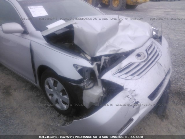 4T1BE46K98U233840 - 2008 TOYOTA CAMRY CE/LE/XLE/SE SILVER photo 6