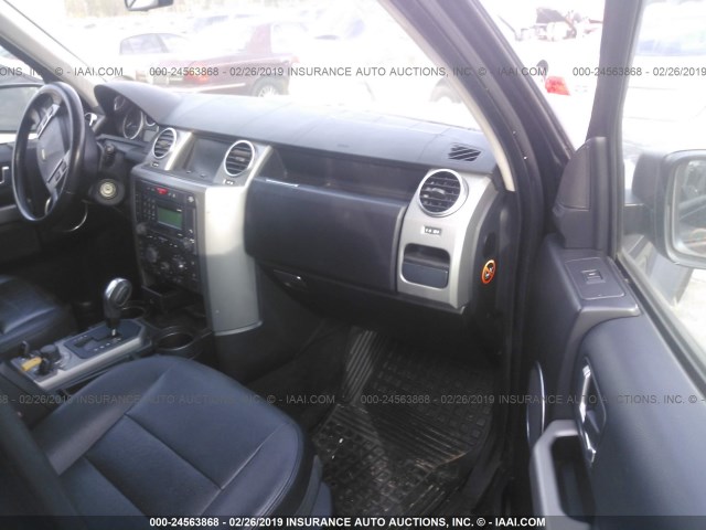 SALAE25468A443281 - 2008 LAND ROVER LR3 SE BLACK photo 5