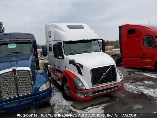 4V4NC9EH8DN565593 - 2013 VOLVO VN Unknown photo 9