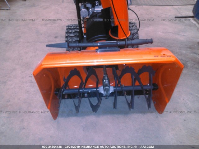 071316M004276 - 2018 HUSQVARNA SNOWBLOWER  Unknown photo 5