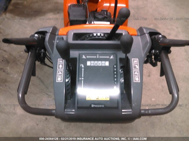 071316M004276 - 2018 HUSQVARNA SNOWBLOWER  Unknown photo 7