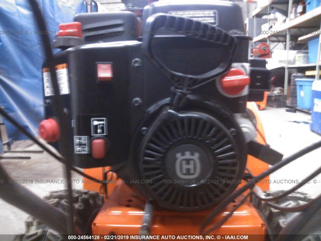 071316M004276 - 2018 HUSQVARNA SNOWBLOWER  Unknown photo 8