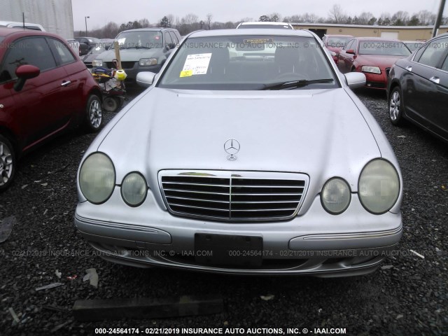 WDBJF65J82B470497 - 2002 MERCEDES-BENZ E 320 SILVER photo 6