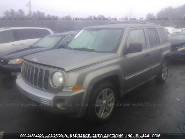 1J8FF48W98D607097 - 2008 JEEP PATRIOT BEIGE photo 2