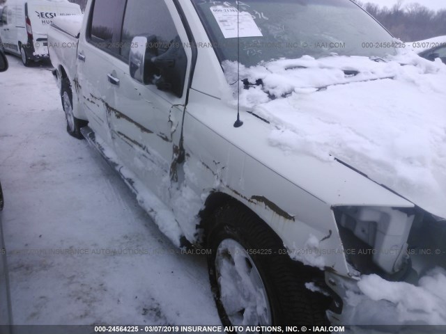 1N6BA07A05N524079 - 2005 NISSAN TITAN XE/SE/LE WHITE photo 6