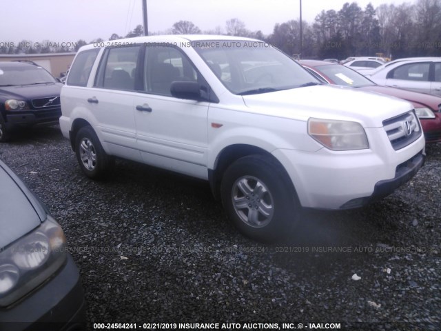 5FNYF28177B040453 - 2007 HONDA PILOT LX WHITE photo 1