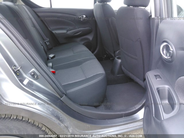 3N1CN7AP6KL841235 - 2019 NISSAN VERSA GRAY photo 8