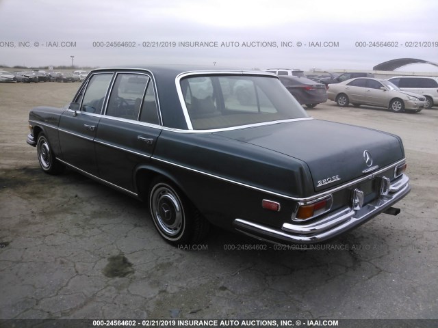 10801812088451 - 1972 MERCEDES-BENZ 280 GREEN photo 3