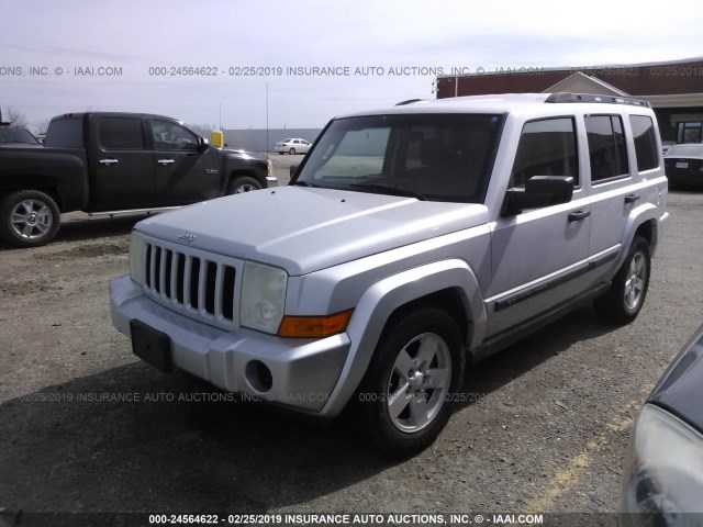 1J8HH48N46C319422 - 2006 JEEP COMMANDER SILVER photo 2