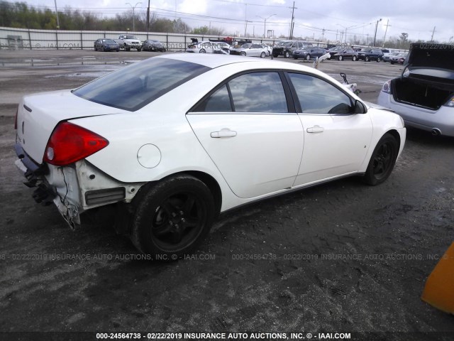 1G2ZG57B884233544 - 2008 PONTIAC G6 SE WHITE photo 4