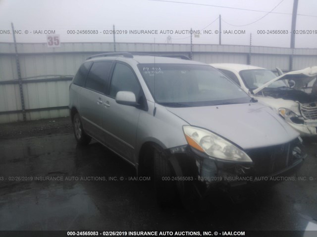 5TDZK22C79S260104 - 2009 TOYOTA SIENNA XLE/XLE LIMITED SILVER photo 1