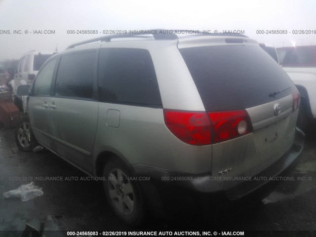 5TDZK22C79S260104 - 2009 TOYOTA SIENNA XLE/XLE LIMITED SILVER photo 3