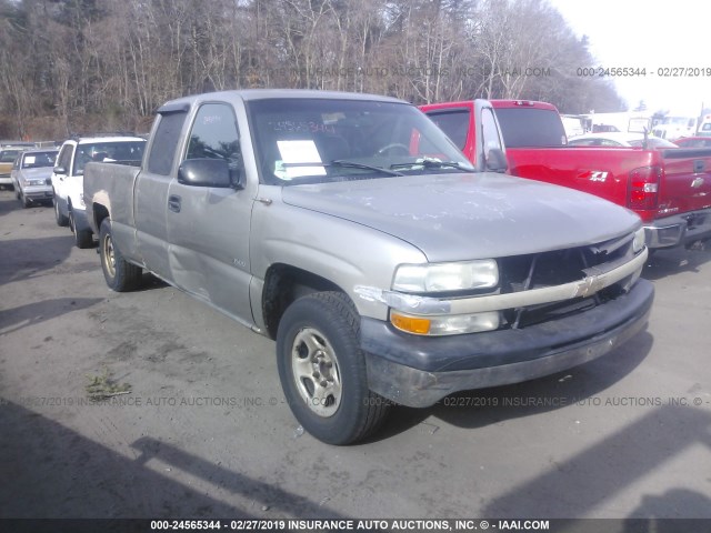 2GCEC19W921408997 - 2002 CHEVROLET SILVERADO C1500 GRAY photo 1