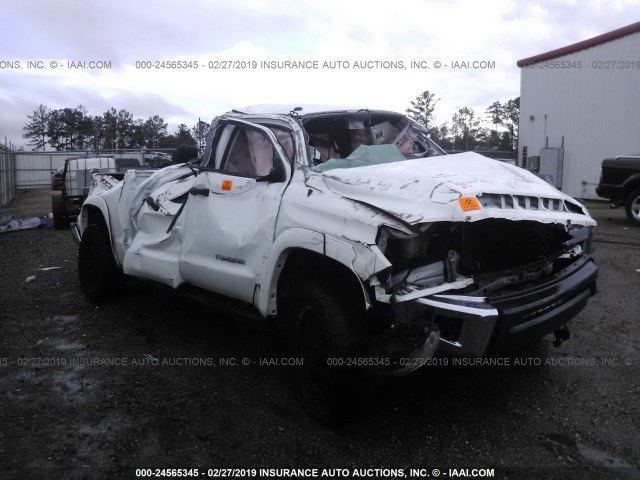 5TFEM5F16EX078157 - 2014 TOYOTA TUNDRA CREWMAX SR5 WHITE photo 1