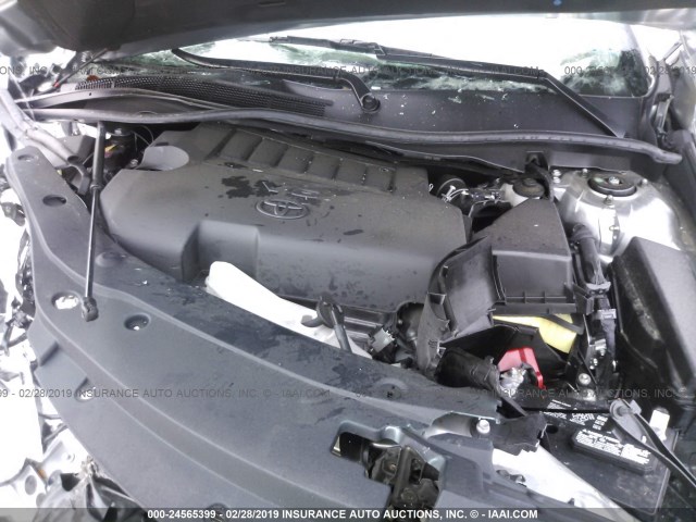 4T1BK1FK8HU585329 - 2017 TOYOTA CAMRY XSE/XLE Gümüş foto 10