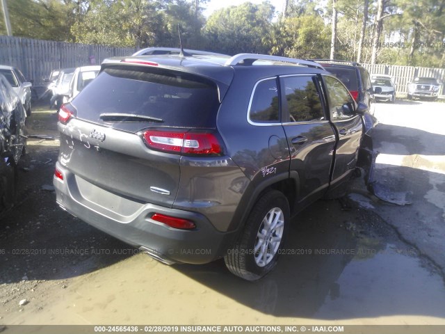 1C4PJMCS4GW155657 - 2016 JEEP CHEROKEE LATITUDE GRAY photo 4