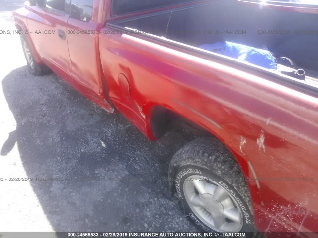 1B7GL22XXYS718926 - 2000 DODGE DAKOTA RED photo 6