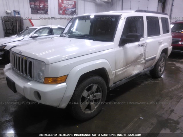 1J8HG48K07C690362 - 2007 JEEP COMMANDER WHITE photo 2