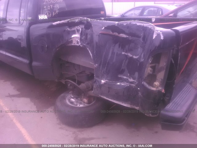 1B7GL2AN6YS758212 - 2000 DODGE DAKOTA QUAD BLACK photo 6