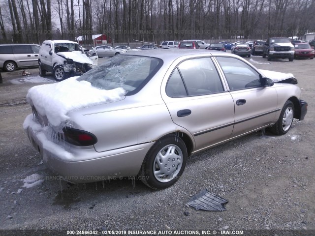 1Y1SK5260TZ071227 - 1996 GEO PRIZM LSI GOLD photo 4