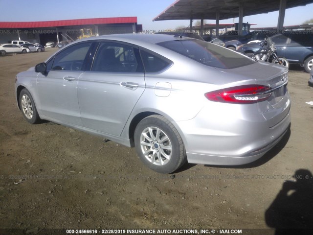 3FA6P0G7XHR379759 - 2017 FORD FUSION S SILVER photo 3