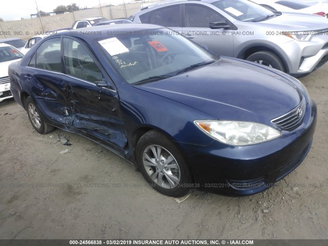 4T1BF32K75U109350 - 2005 TOYOTA CAMRY LE/XLE/SE BLUE photo 1