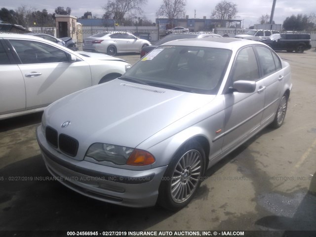 WBAAV53451JS93811 - 2001 BMW 330 I SILVER photo 2