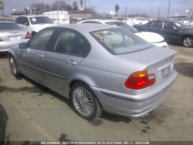 WBAAV53451JS93811 - 2001 BMW 330 I SILVER photo 3