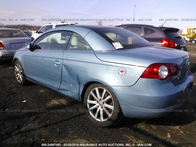 WVWBA71F38V030366 - 2008 VOLKSWAGEN EOS TURBO/KOMFORT Light Blue photo 3