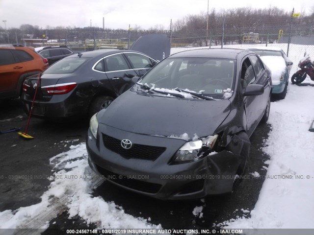 JTDBL40E999020372 - 2009 TOYOTA COROLLA LE/XLE GRAY photo 2