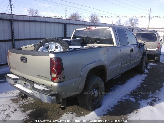 1GCHC29U53E294952 - 2003 CHEVROLET SILVERADO C2500 HEAVY DUTY GRAY photo 4