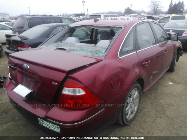 1FAFP24197G106958 - 2007 FORD FIVE HUNDRED SEL MAROON photo 4