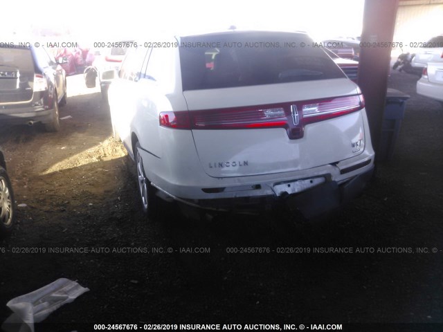 2LMHJ5AT2CBL54255 - 2012 LINCOLN MKT WHITE photo 6