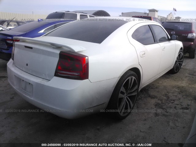 2B3KA43R56H391756 - 2006 DODGE CHARGER SE/SXT WHITE photo 4