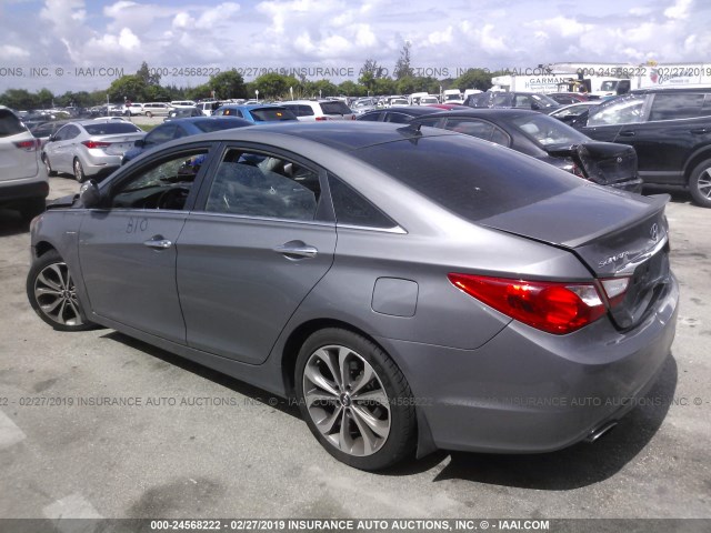 5NPEC4AB4DH636417 - 2013 HYUNDAI SONATA SE/LIMITED GRAY photo 3