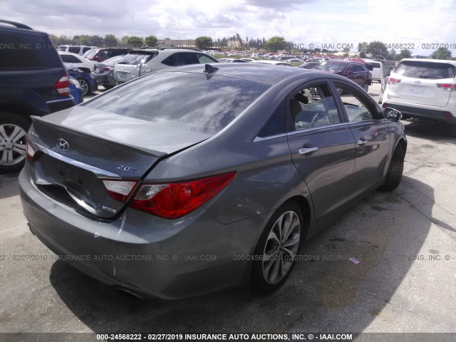 5NPEC4AB4DH636417 - 2013 HYUNDAI SONATA SE/LIMITED GRAY photo 4