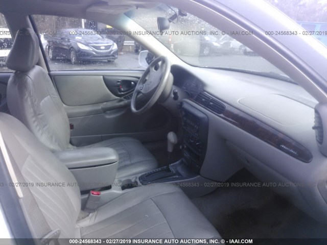 1G1NE52J13M685738 - 2003 CHEVROLET MALIBU LS WHITE photo 5